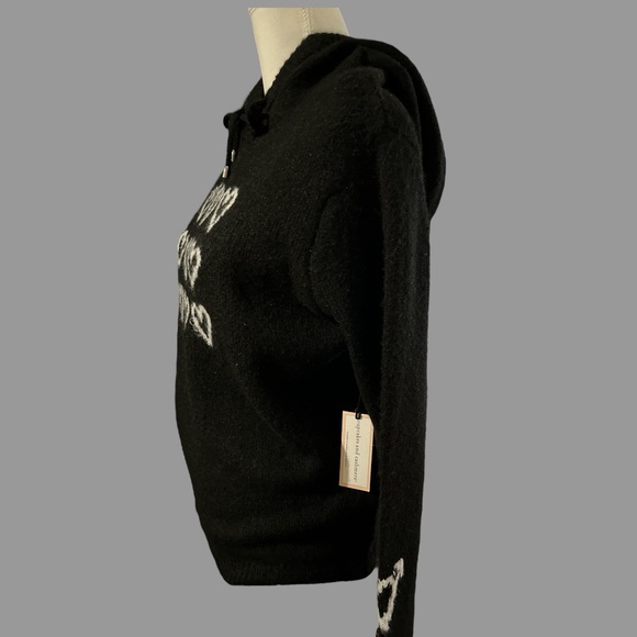 Sweater Black with White Hearts Sweater / Hoodie – Perfect for Any Season! NEW - Picture 5 of 5